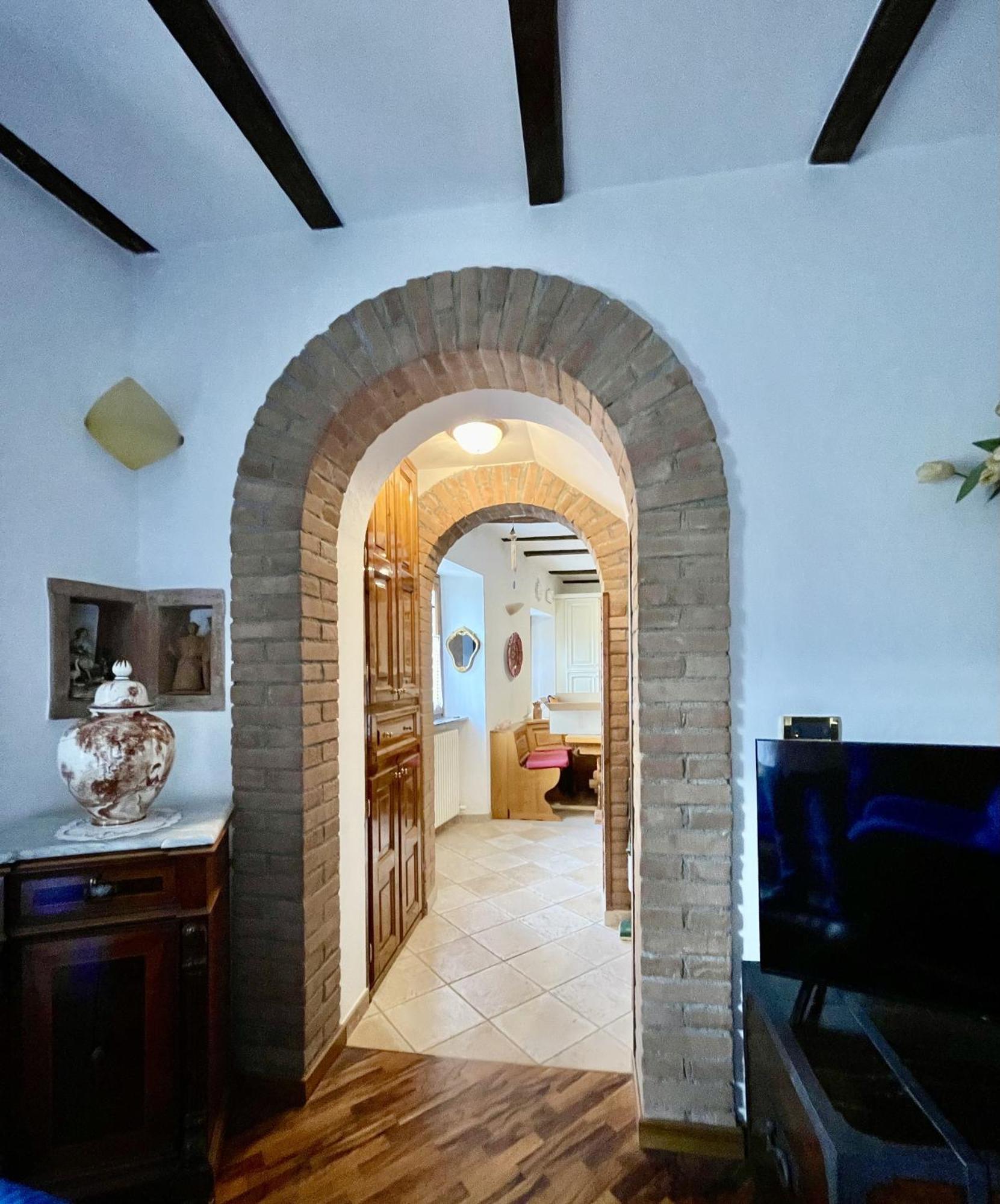Mazzetti Country House-Vita In Campagna Con Giardino Vimignano-Chiesa Exteriér fotografie