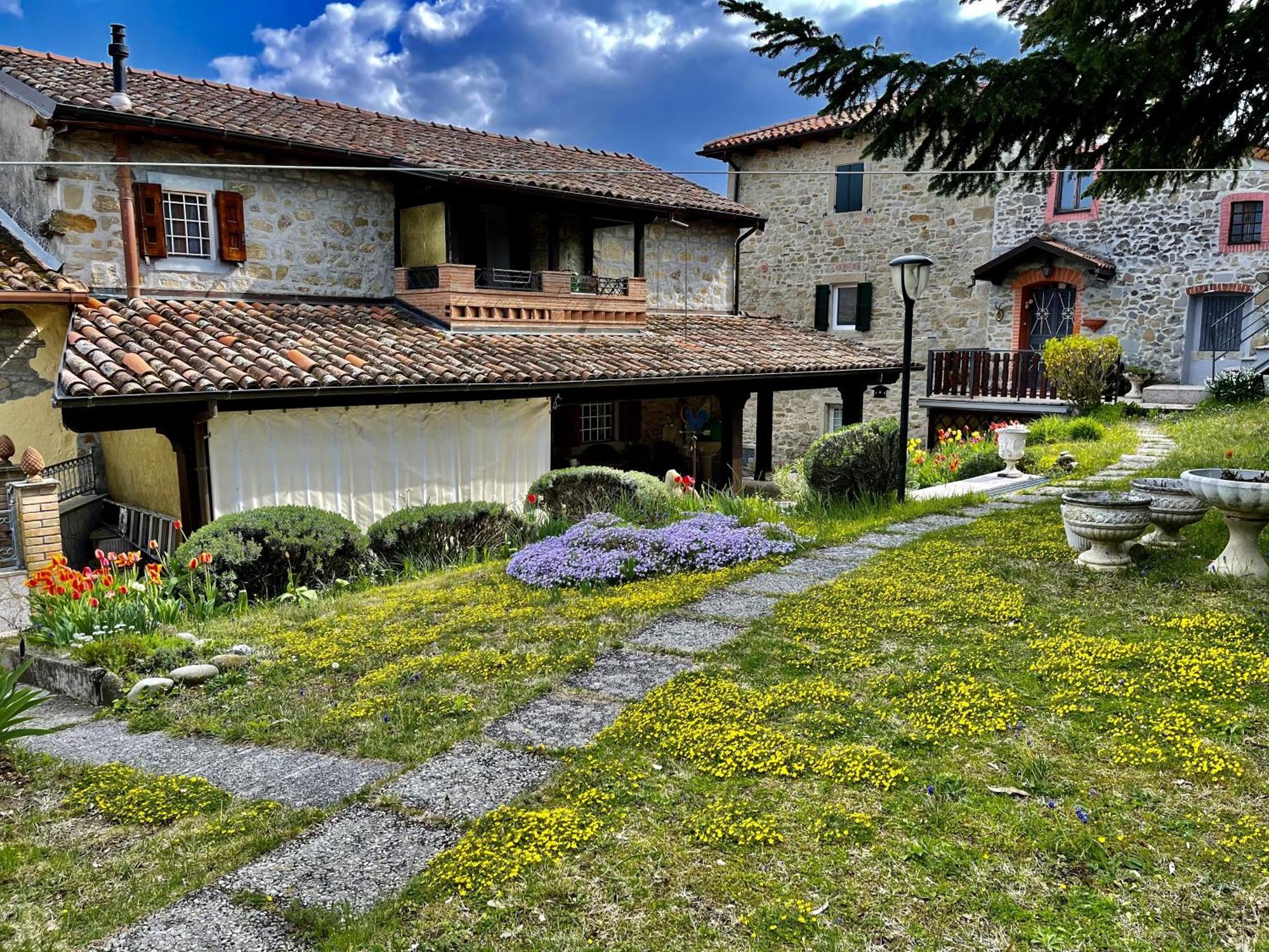Mazzetti Country House-Vita In Campagna Con Giardino Vimignano-Chiesa Exteriér fotografie