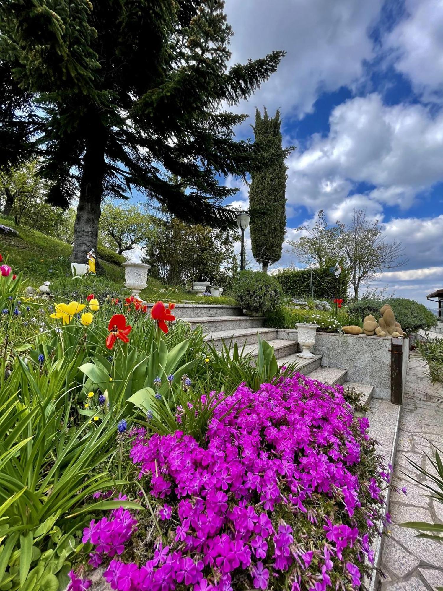 Mazzetti Country House-Vita In Campagna Con Giardino Vimignano-Chiesa Exteriér fotografie